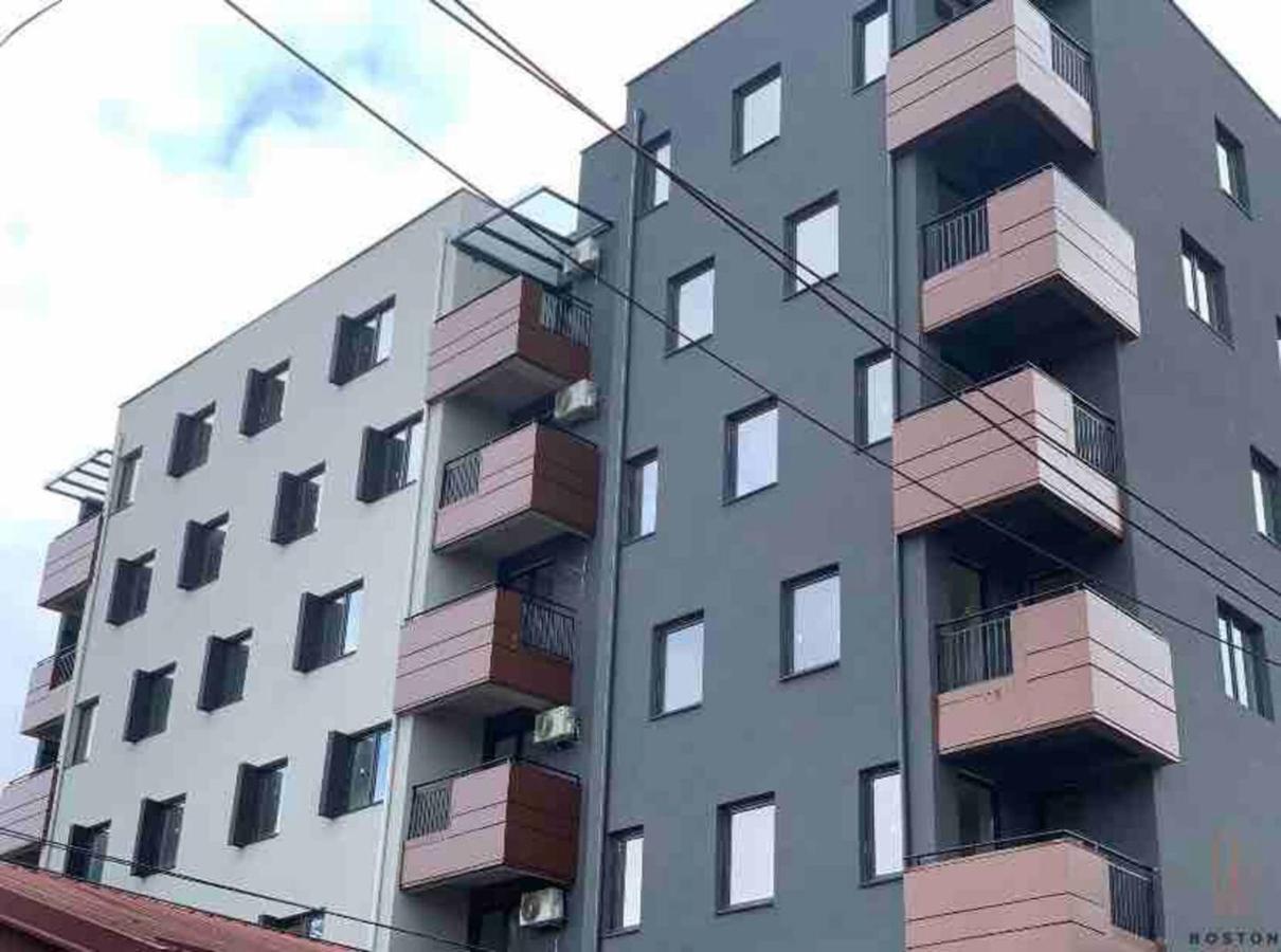 Ira'S 2 Bedroom Central Place With Private Parking Σκόπια Εξωτερικό φωτογραφία