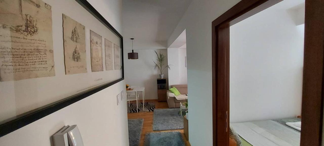 Ira'S 2 Bedroom Central Place With Private Parking Σκόπια Εξωτερικό φωτογραφία