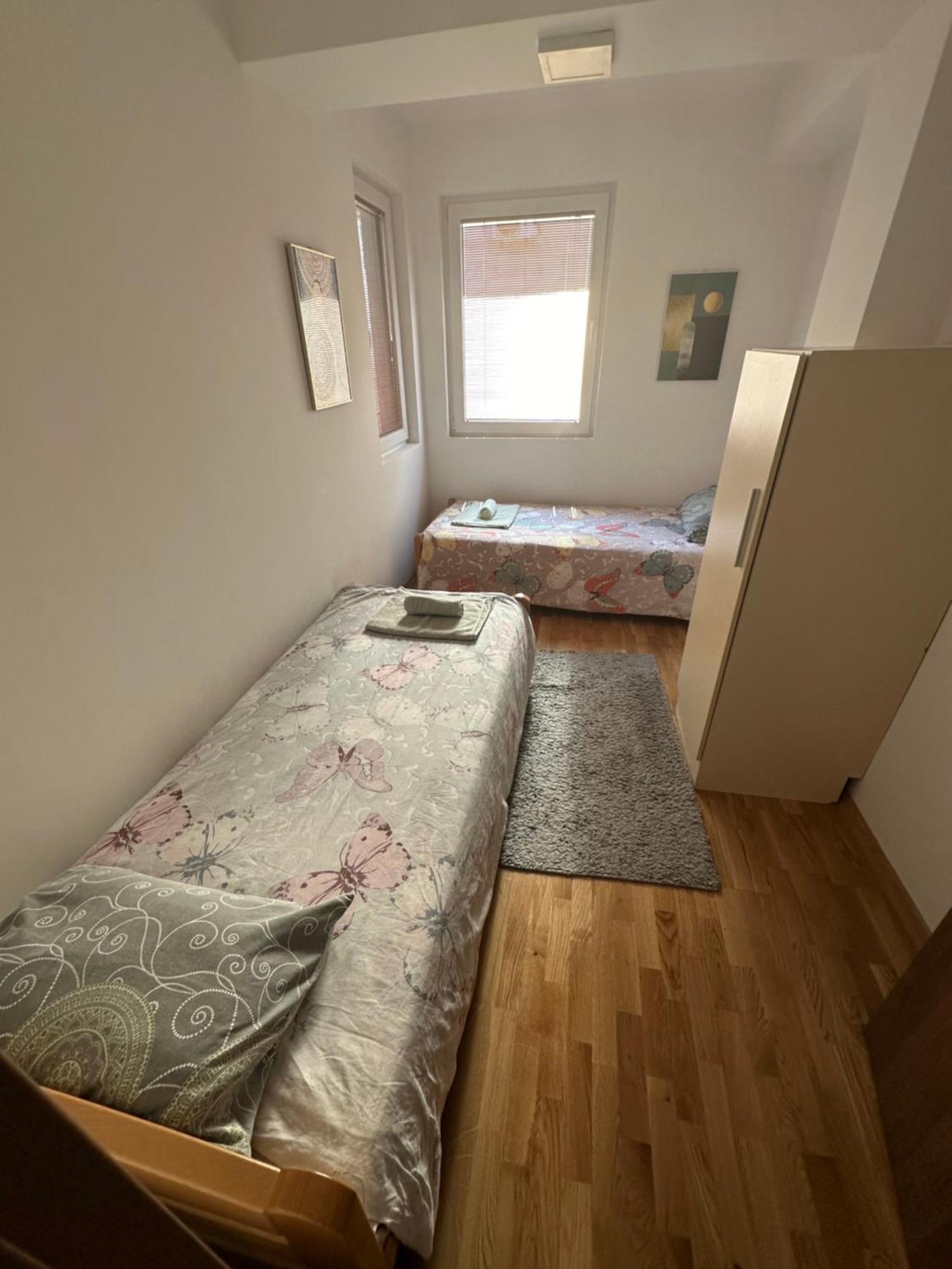 Ira'S 2 Bedroom Central Place With Private Parking Σκόπια Εξωτερικό φωτογραφία